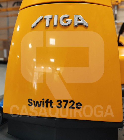 Tractor cortacésped a batería Stiga Swift 372e (con baterías)
